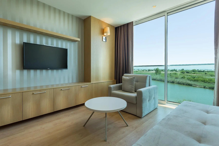 Aska River Suites