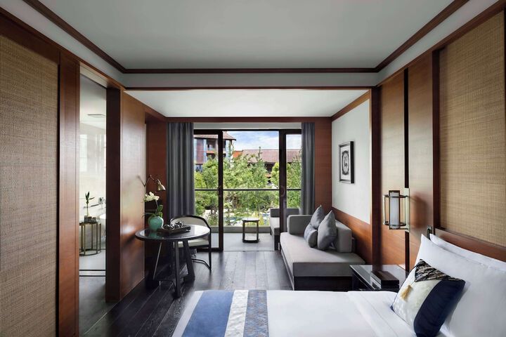Room 20 of 49