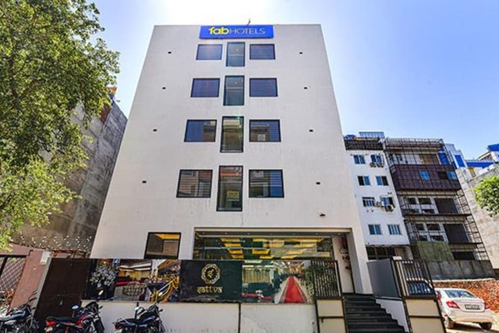 Fabhotel Prime Pink City Park