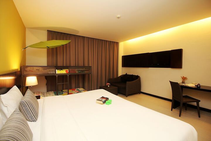 Room 11 of 51