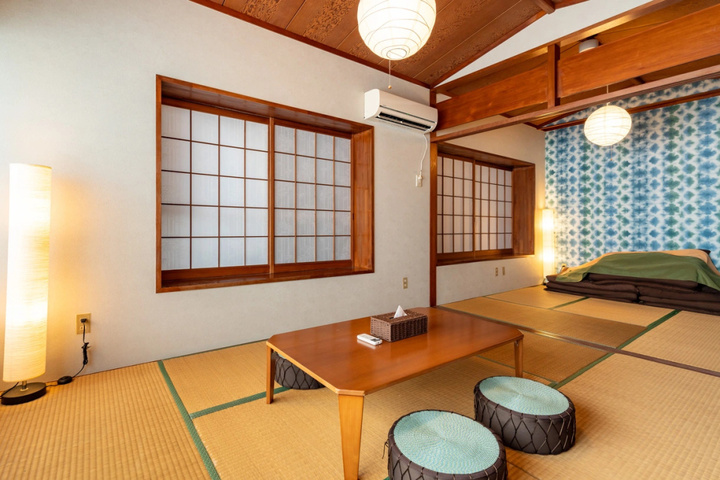 Room 3 of 3