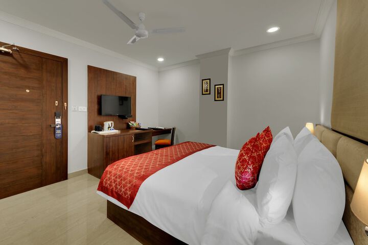 Room 2 of 20