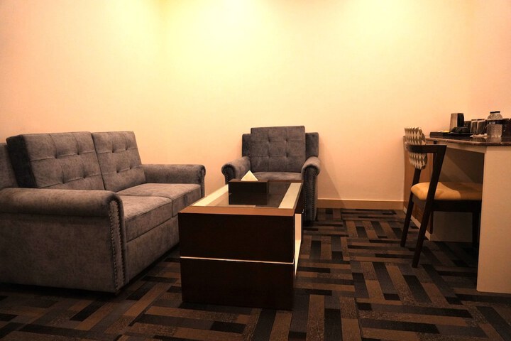 Room 29 of 76