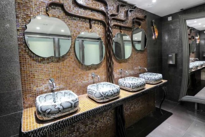Hotel Amenity