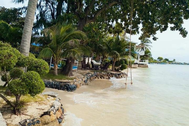 Sunset Beach Villa