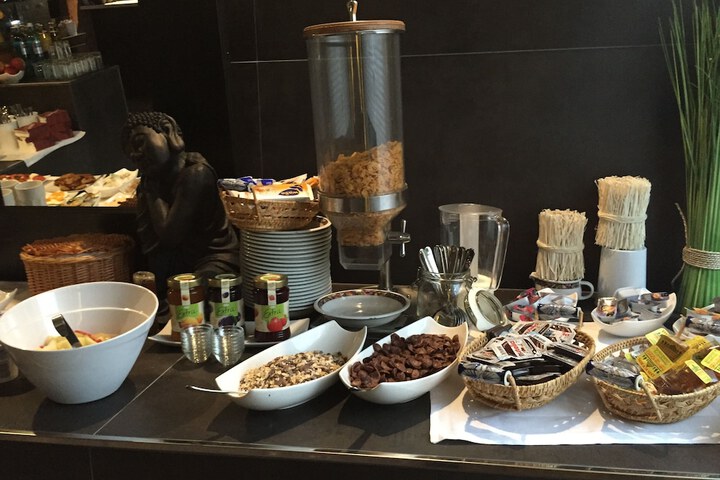 Breakfast/Coffee Service 57 of 72