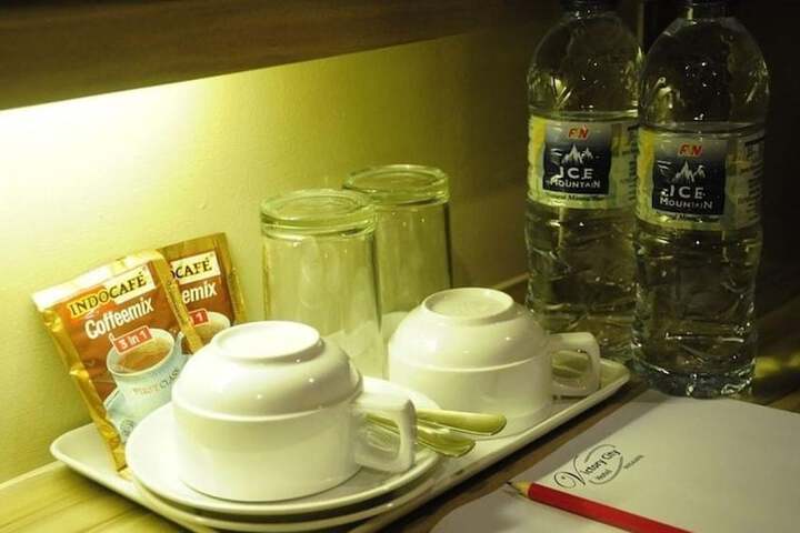 Breakfast/Coffee Service 25 of 30