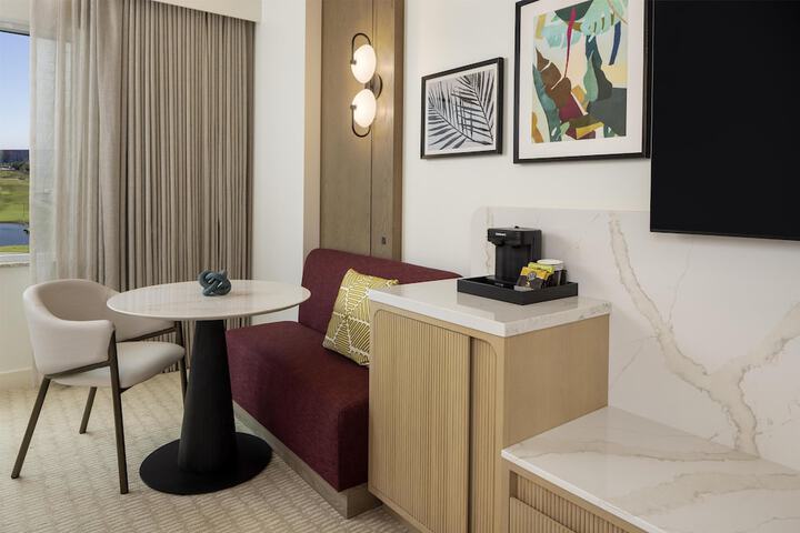 Room 50 of 147