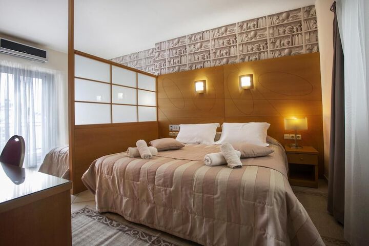 Room 27 of 50