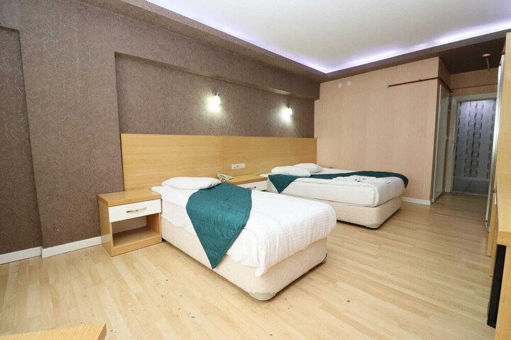 Room 34 of 85
