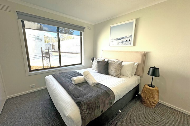 Room 9 of 157