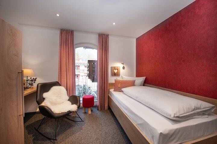 Room 20 of 126