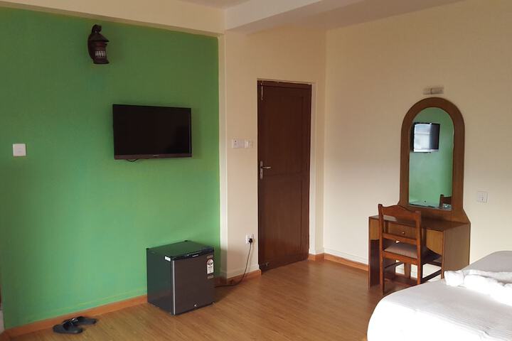 Room 7 of 36
