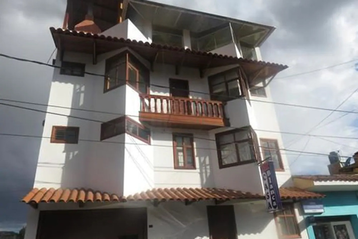 HOSPEDAJE CASA BLANCA BEACH