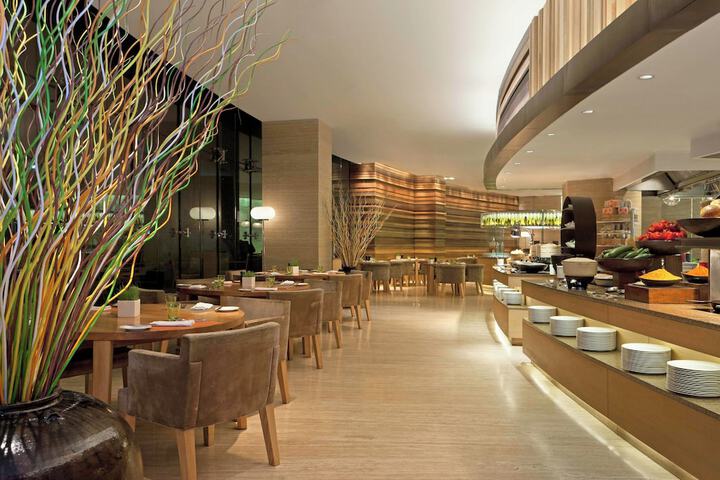 Dining 100 of 156