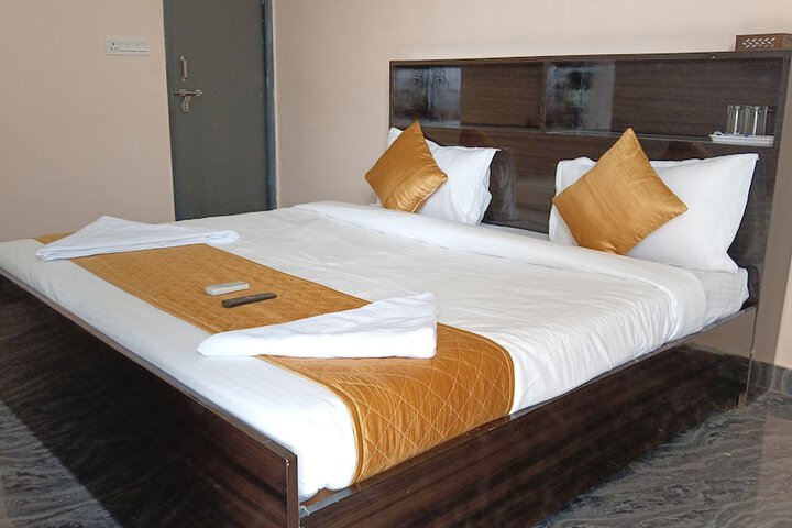 Room 7 of 15