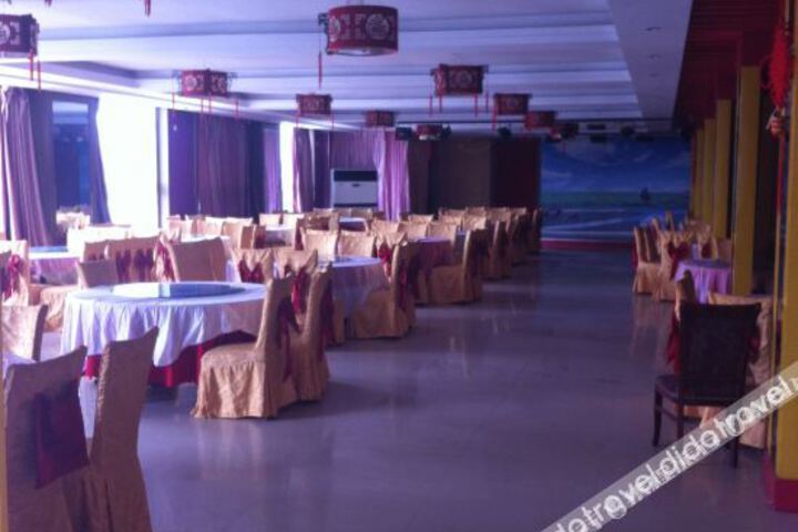 Hotel Interior 5 of 13