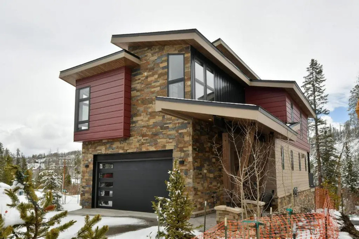 Photo of New River Chalet #280 Near Resort With Rooftop Hot Tub FREE Activities & Equipment Rentals Daily