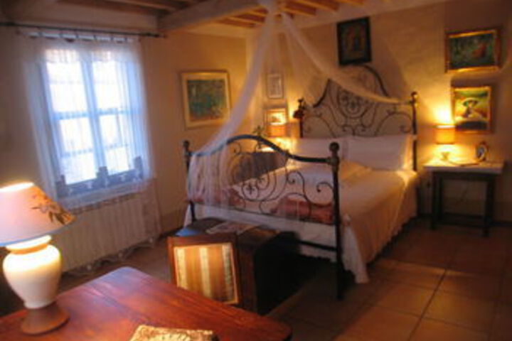 Room 7 of 17