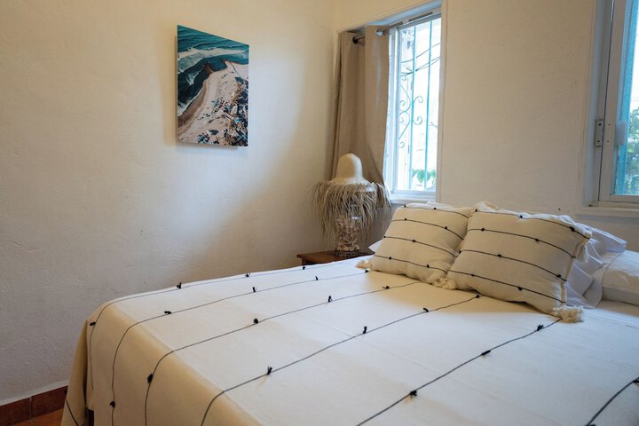 Room 14 of 103