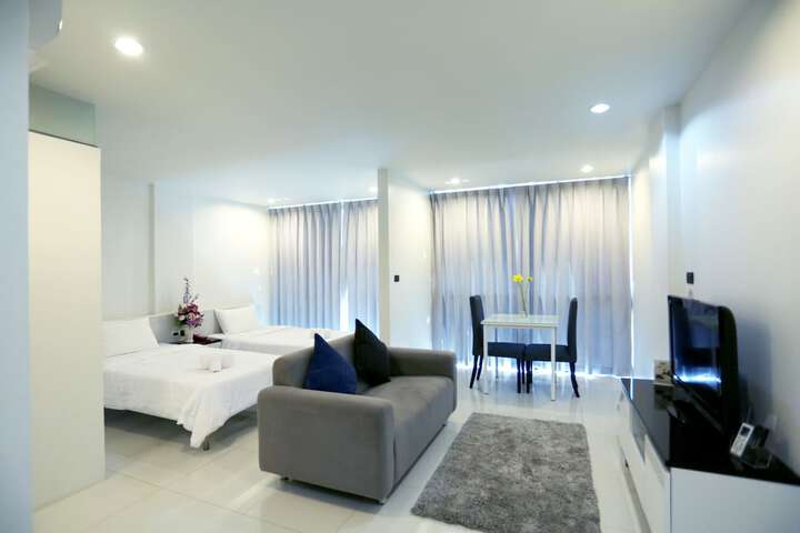 Room 5 of 29
