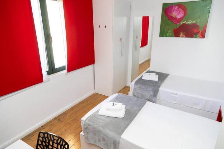 Room 47 of 97
