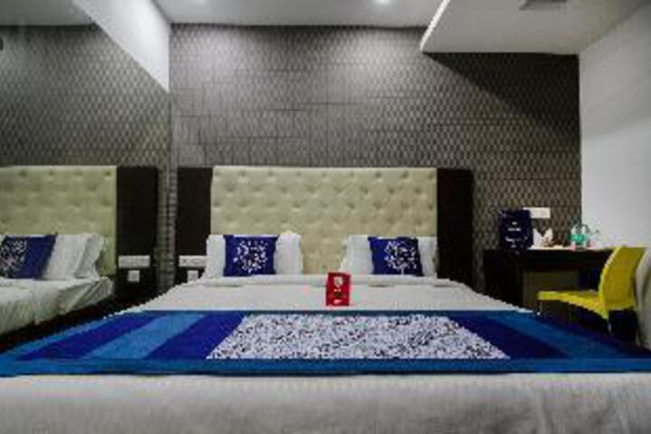Hotel Aditya Homes