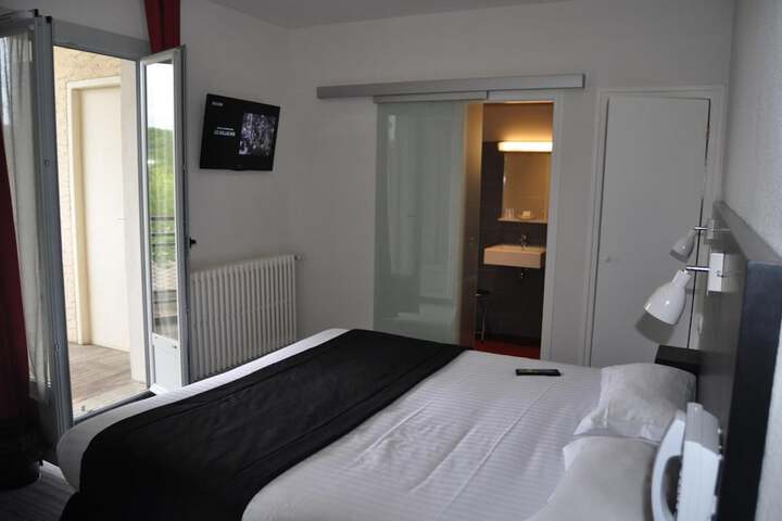 Room 20 of 63