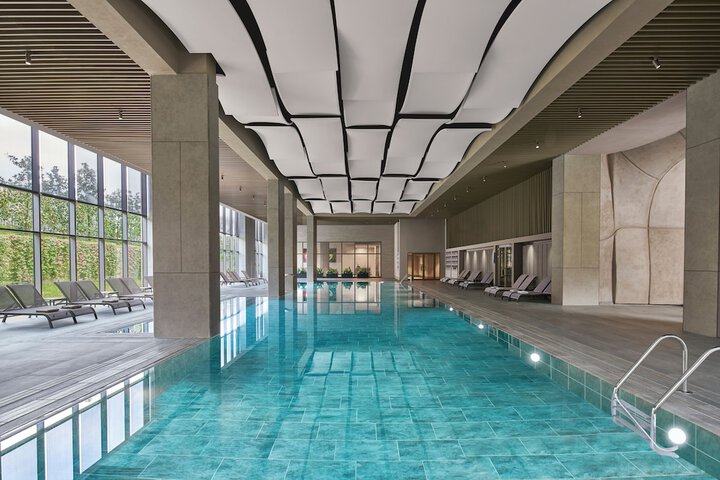 Pool 37 of 100