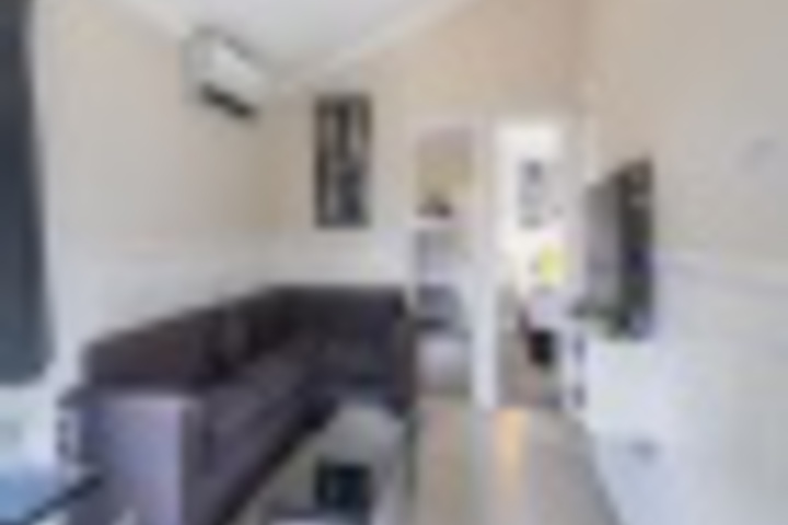 Room 170 of 611