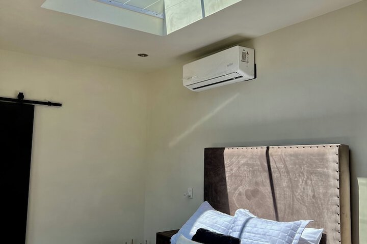 Room 11 of 50