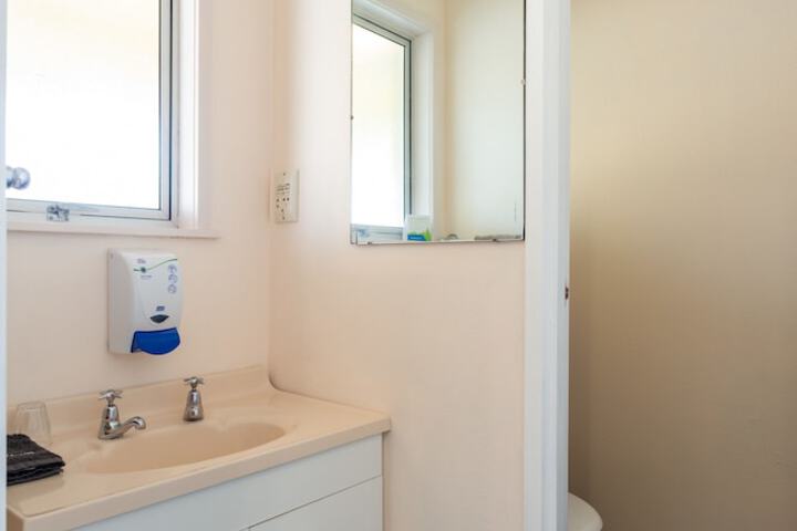 Room 17 of 29