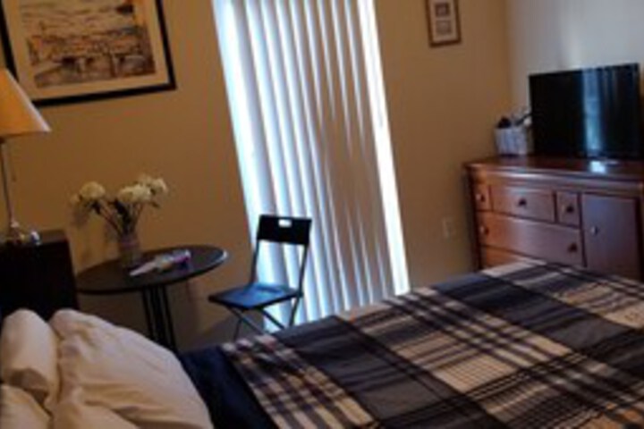 Room 22 of 28