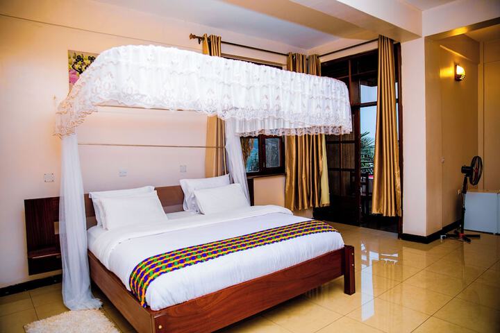 Room 10 of 56