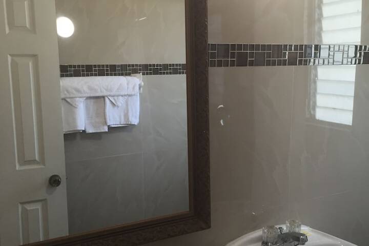 Room 16 of 24