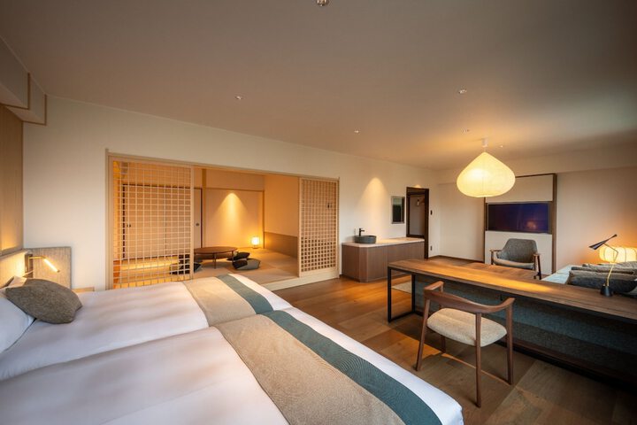 Room 58 of 200