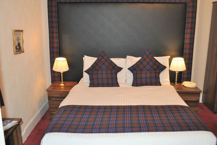 Room 44 of 91