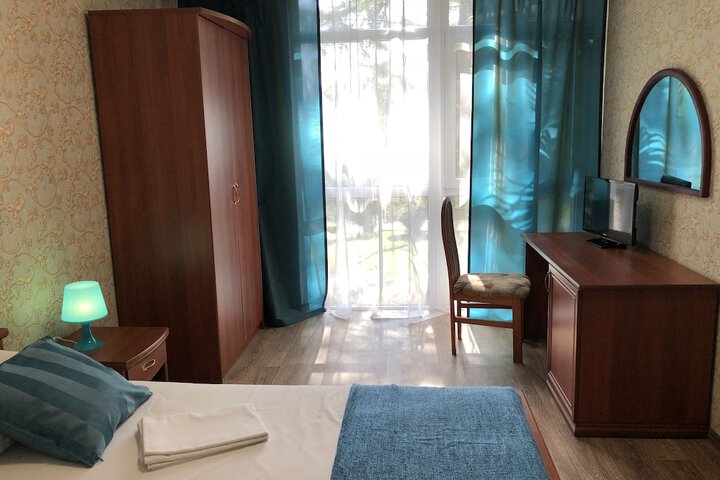 Room 17 of 20
