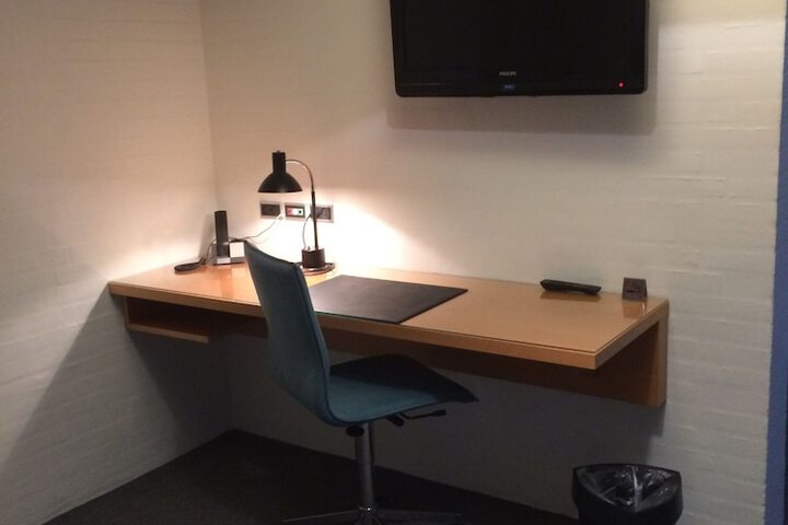 In-room business center