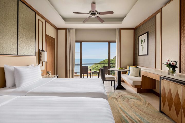 Room 43 of 125