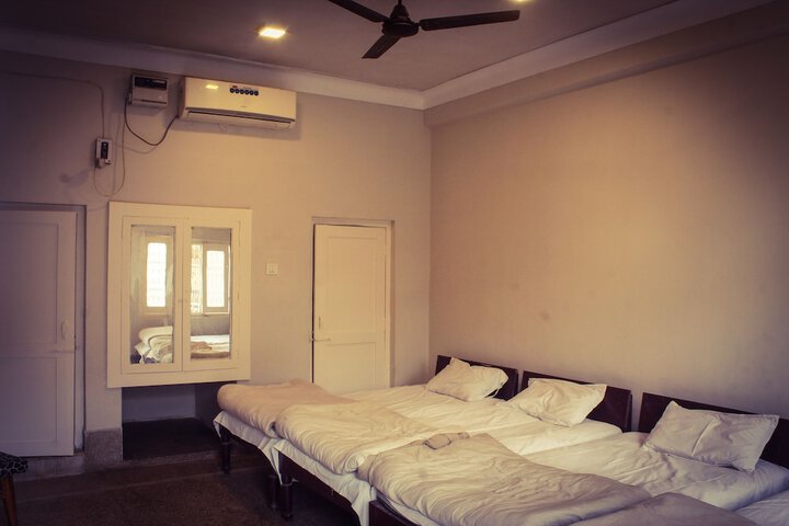 Room 41 of 62