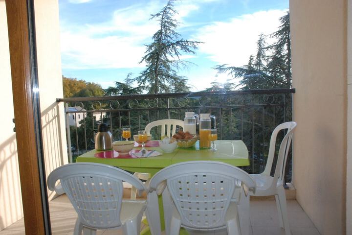 Terrace/Patio 12 of 34