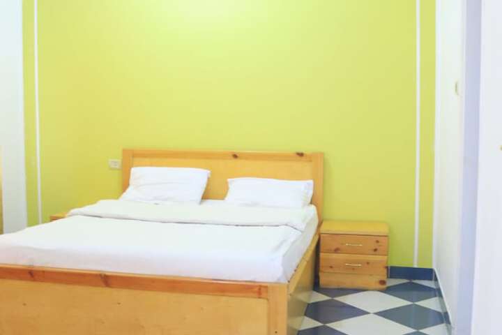 Room 12 of 46