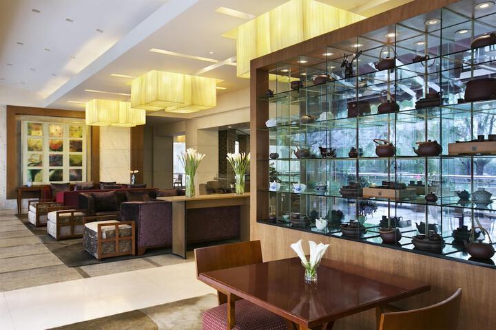 Hotel Interior 102 of 225