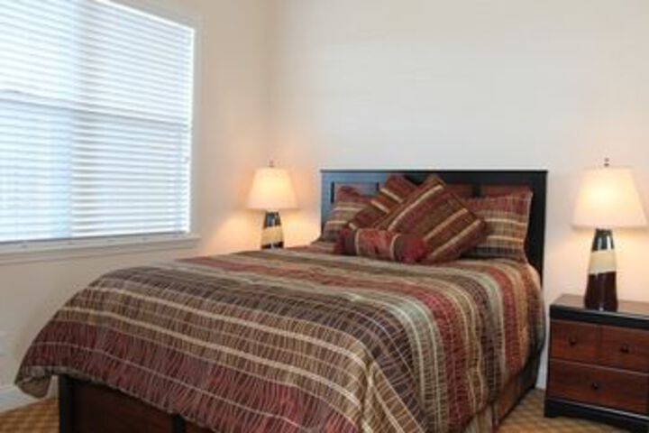 Room 6 of 25