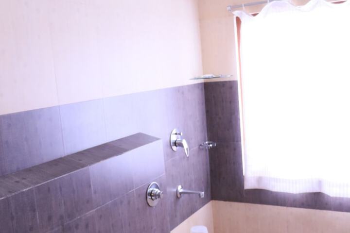 Room 19 of 32