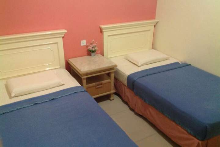 Room 19 of 32