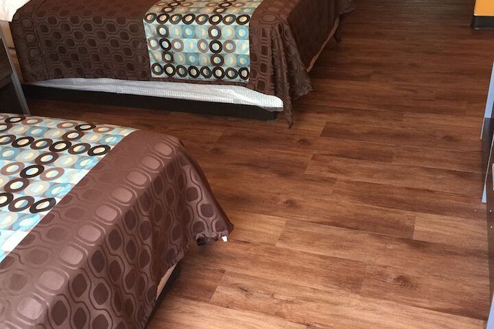 Room 12 of 27
