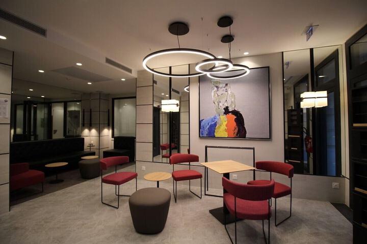 Hotel Interior 5 of 61