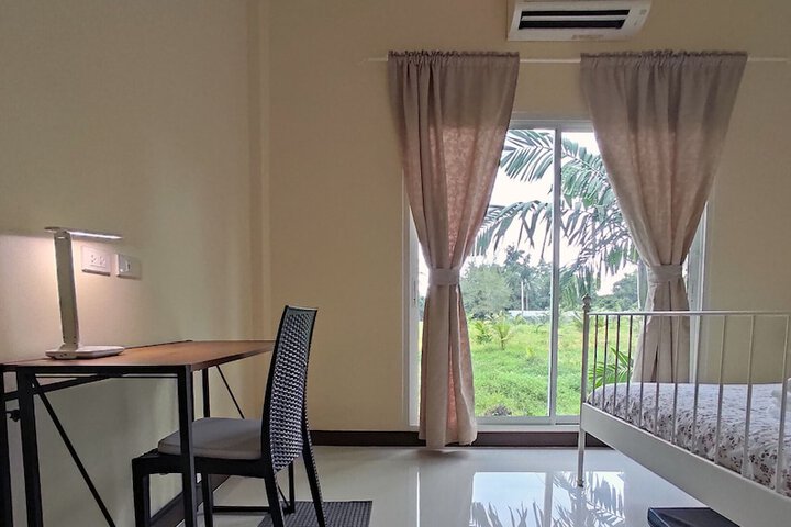 Room 9 of 24